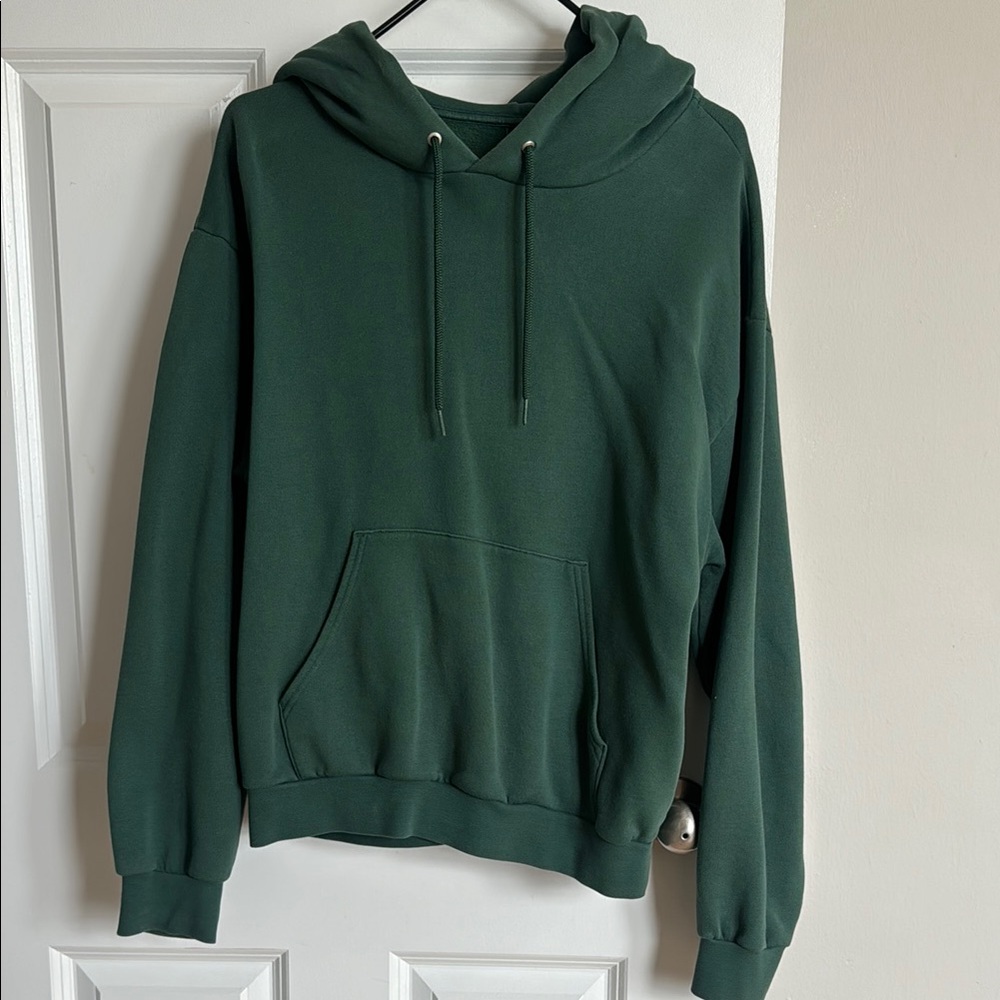 Aritzia TNA Forest Green Pullover Hoodie